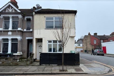 undefined, 80B Seymour Avenue, Tottenham, London, N17 9ED