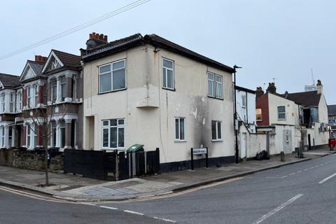 undefined, 80B Seymour Avenue, Tottenham, London, N17 9ED