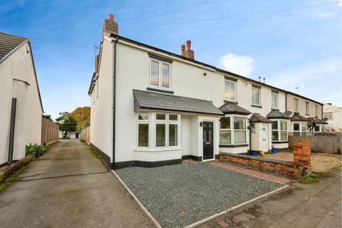 3 bedroom end of terrace house for sale, Stourbridge Road, Stourbridge, DY9