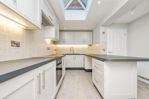 3 bedroom end of terrace house for sale, Stourbridge Road, Stourbridge, DY9