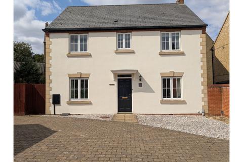 Saltwood Avenue, Milton Keynes, MK4