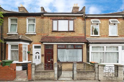 2 bedroom terraced house for sale, Park Avenue, London, E6