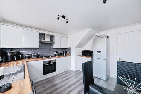 3 bedroom townhouse for sale, Lindisfarne Drive, Monkston, Milton Keynes, MK10