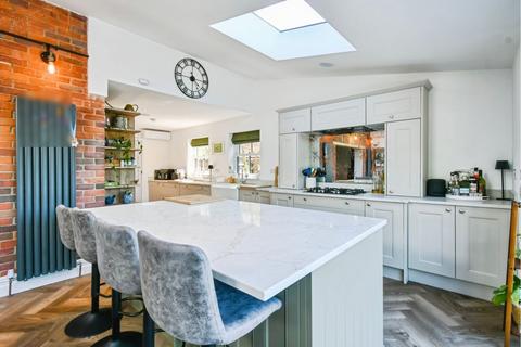 4 bedroom detached house for sale, Aldwark, York, YO61