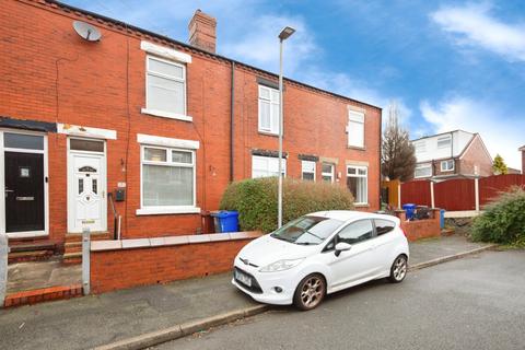 2 bedroom terraced house for sale, Northfield Avenue, Manchester, M40