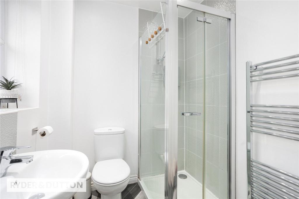 En-Suite To Bed 1