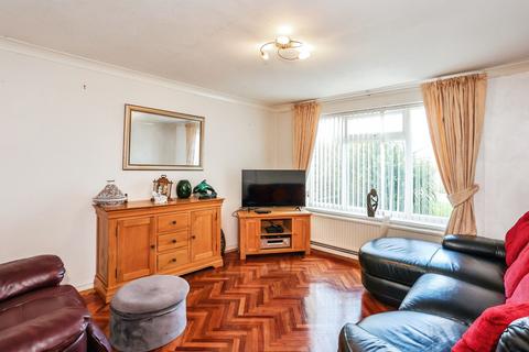 3 bedroom detached house for sale, Arden Grove, Bingham,. Nottingham, NG13