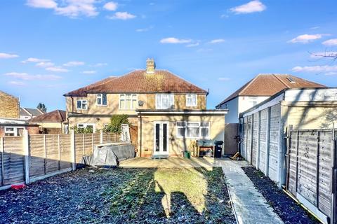 undefined, Heathdale Avenue, Hounslow TW4