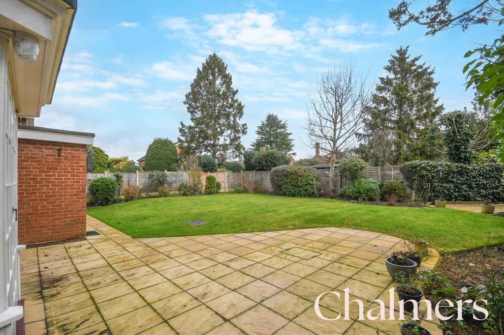 Garden &amp; Patio Area