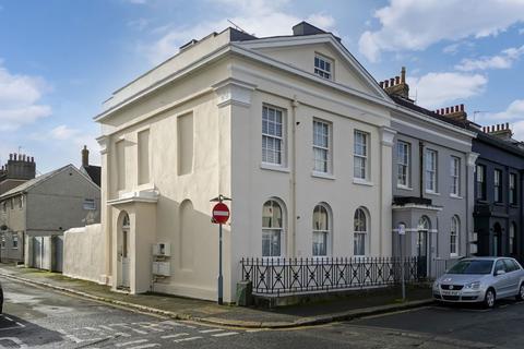 5 bedroom end of terrace house for sale, Emma Place, Plymouth PL1
