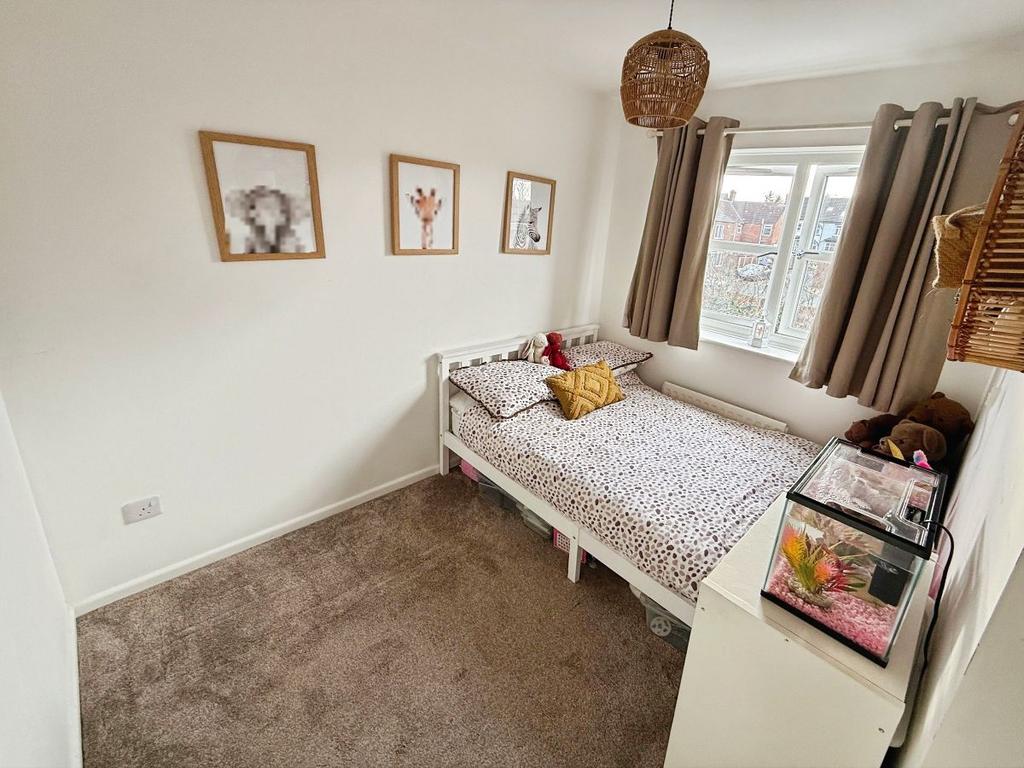 Second bedroom