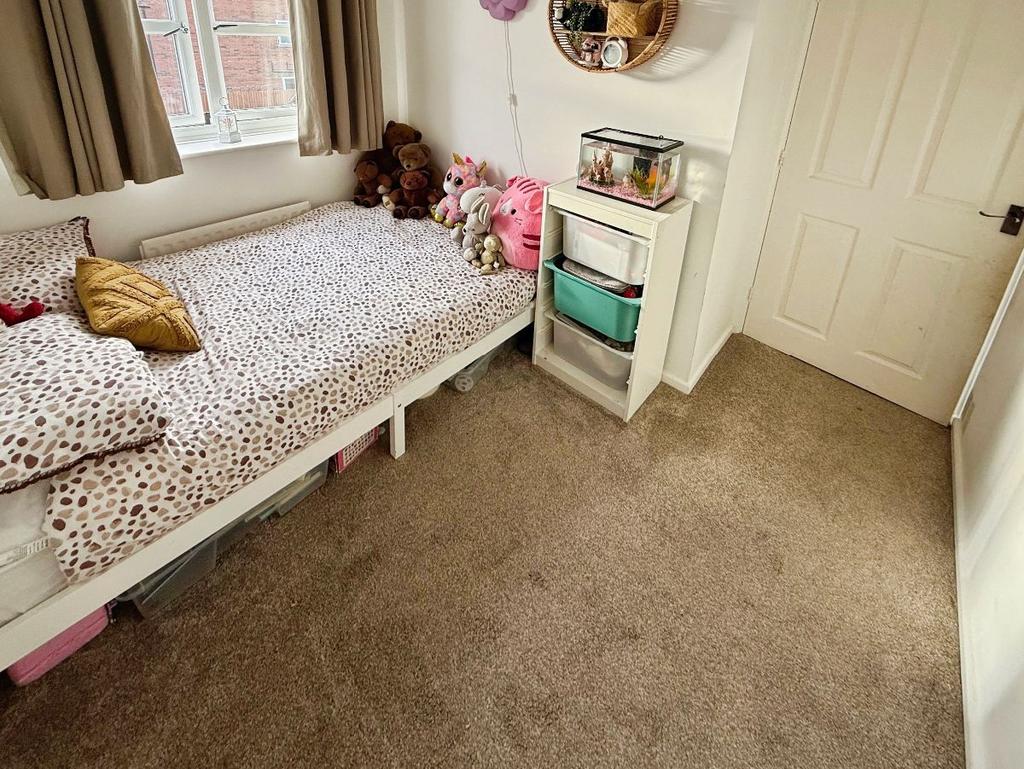 Second bedroom