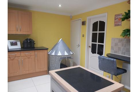 undefined, Park Avenue, Selby, YO8