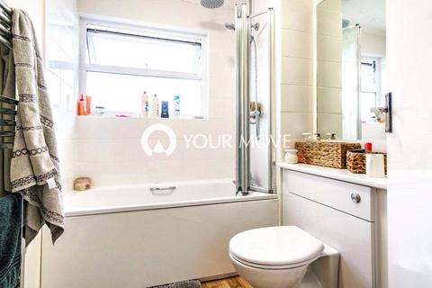 2 bedroom flat for sale, Sudley Gardens, West Sussex PO21