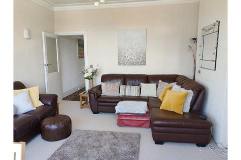 4 bedroom flat for sale, Holbeck Road, Scarborough, YO11
