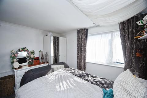 4 bedroom semi-detached house for sale, Forest Hill, Maidstone, ME15