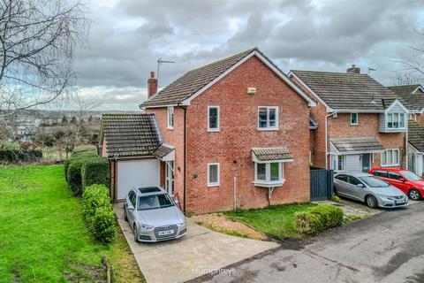 3 bedroom detached house for sale, Corfe Halt Close, Corfe Mullen, Wimborne