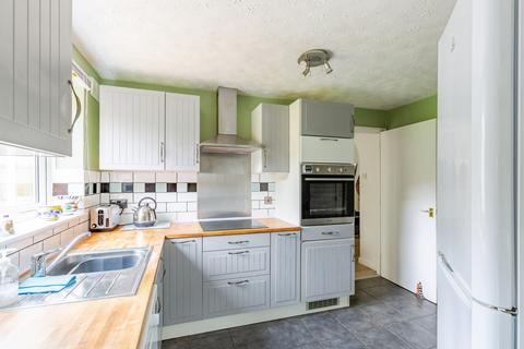 undefined, Tentsmuir Close, Kettering, NN16