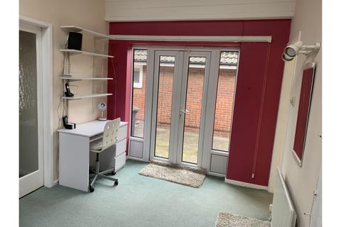 3 bedroom detached bungalow for sale, Briar Way, Scunthorpe, DN15