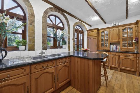 3 bedroom terraced house for sale, Brockham Drive, Ilford, IG2