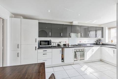 Clover Street, Northampton, NN5