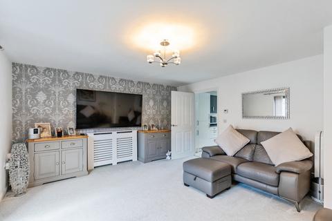 3 bedroom terraced house for sale, Clover Street, Northampton, NN5