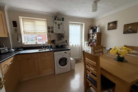 undefined, Waltham Close, CORBY