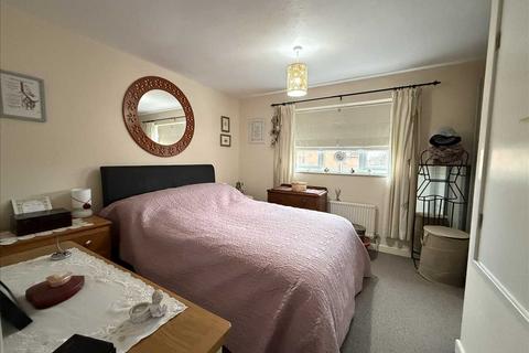 undefined, Waltham Close, CORBY