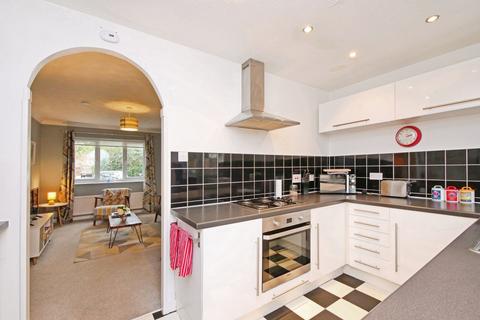 2 bedroom terraced house for sale, Scaife Gardens, York, YO31