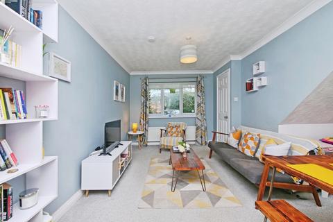 2 bedroom terraced house for sale, Scaife Gardens, York, YO31