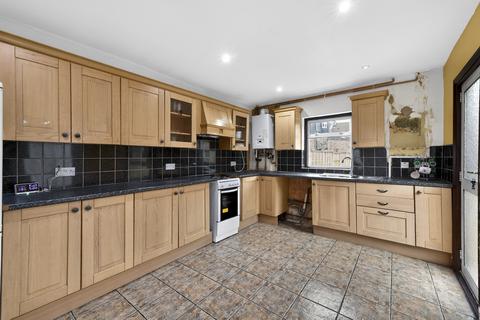 3 bedroom end of terrace house for sale, Windsor Road, Ilford, IG1