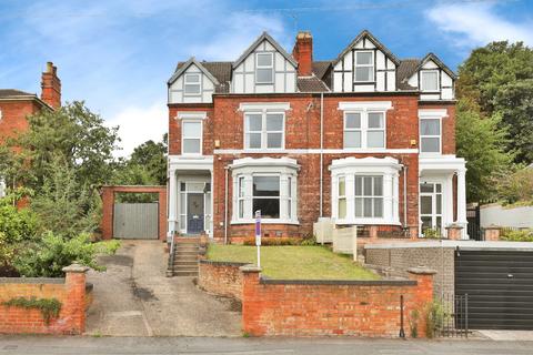 5 bedroom semi-detached house for sale, Northolme, Gainsborough, DN21