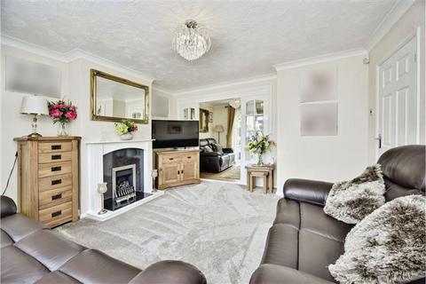 4 bedroom detached house for sale, Ufton Close, Maidstone, ME15