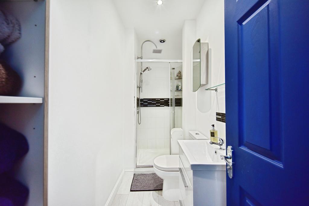 Master En-suite