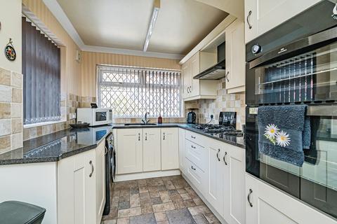 3 bedroom semi-detached house for sale, Stockwell Avenue, Brierley Hill, DY5