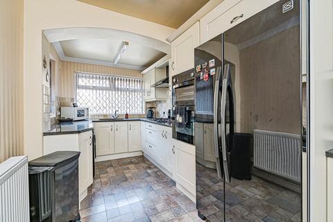 3 bedroom semi-detached house for sale, Stockwell Avenue, Brierley Hill, DY5
