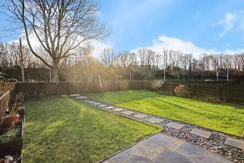 2 bedroom semi-detached house for sale, Whitemere Gardens, Gateshead, NE10