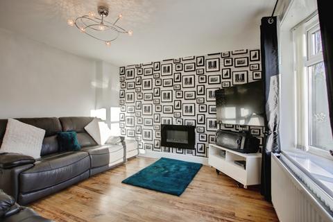 2 bedroom semi-detached house for sale, Whitemere Gardens, Gateshead, NE10