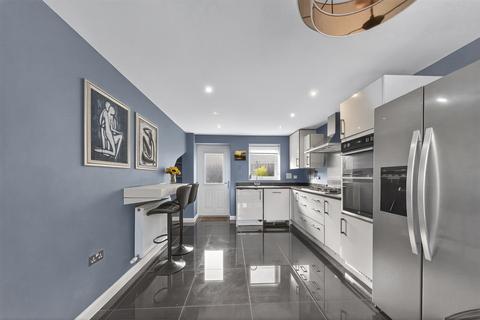 3 bedroom detached house for sale, Tolkien Meadow, Tattenhoe Park, Milton Keynes, MK4