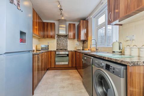 undefined, Elm Grove, Ashton-under-Lyne, OL6