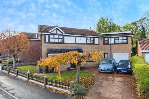4 bedroom detached house for sale, Aviemore Drive, Warrington, WA2