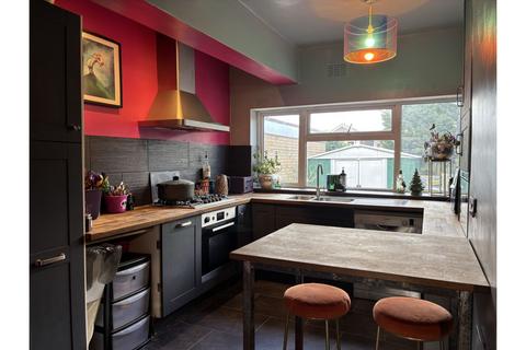 undefined, Castlecroft Road, Wolverhampton, WV3