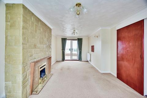2 bedroom semi-detached house for sale, McAlpine Crescent, Maidstone, ME15