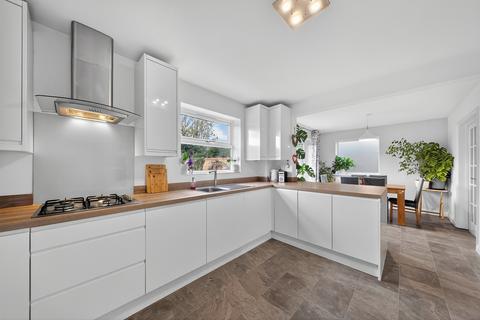 5 bedroom detached house for sale, Swayne Rise, Middleton, Milton Keynes, MK10