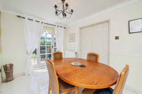 undefined, Redstart Avenue, Kidderminster, DY10