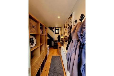 2 bedroom terraced house for sale, Hurcott Road, Kidderminster, DY10