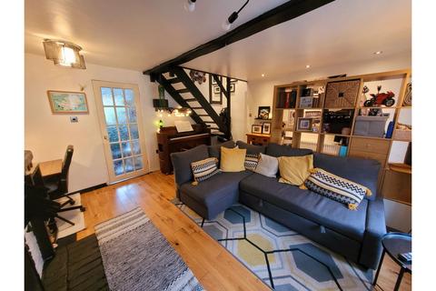 2 bedroom terraced house for sale, Hurcott Road, Kidderminster, DY10
