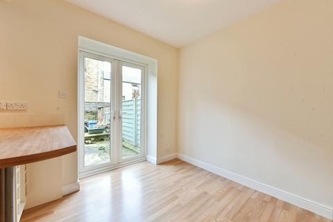 undefined, Oldham Road, Oldham, OL4
