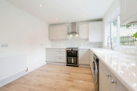 3 bedroom semi-detached house for sale, Highley Close, Kidderminster, DY11