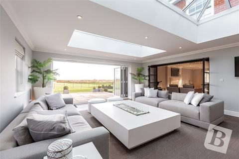 undefined, Stoney Hills, Burnham-On-Crouch, Essex, CM0
